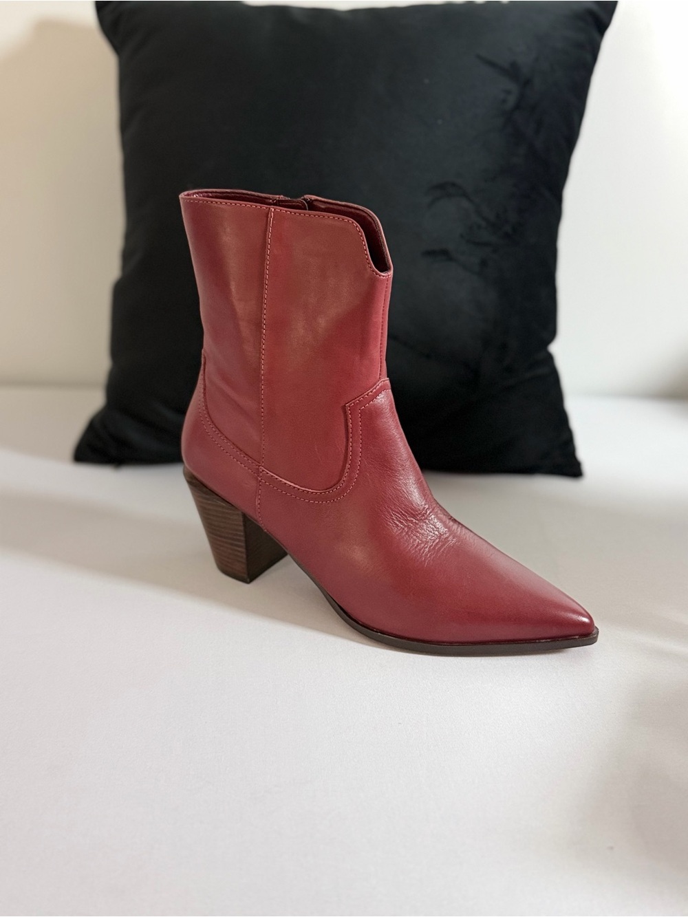 Paolo Burgundy Pointed-Toe Western Ankle Boots
